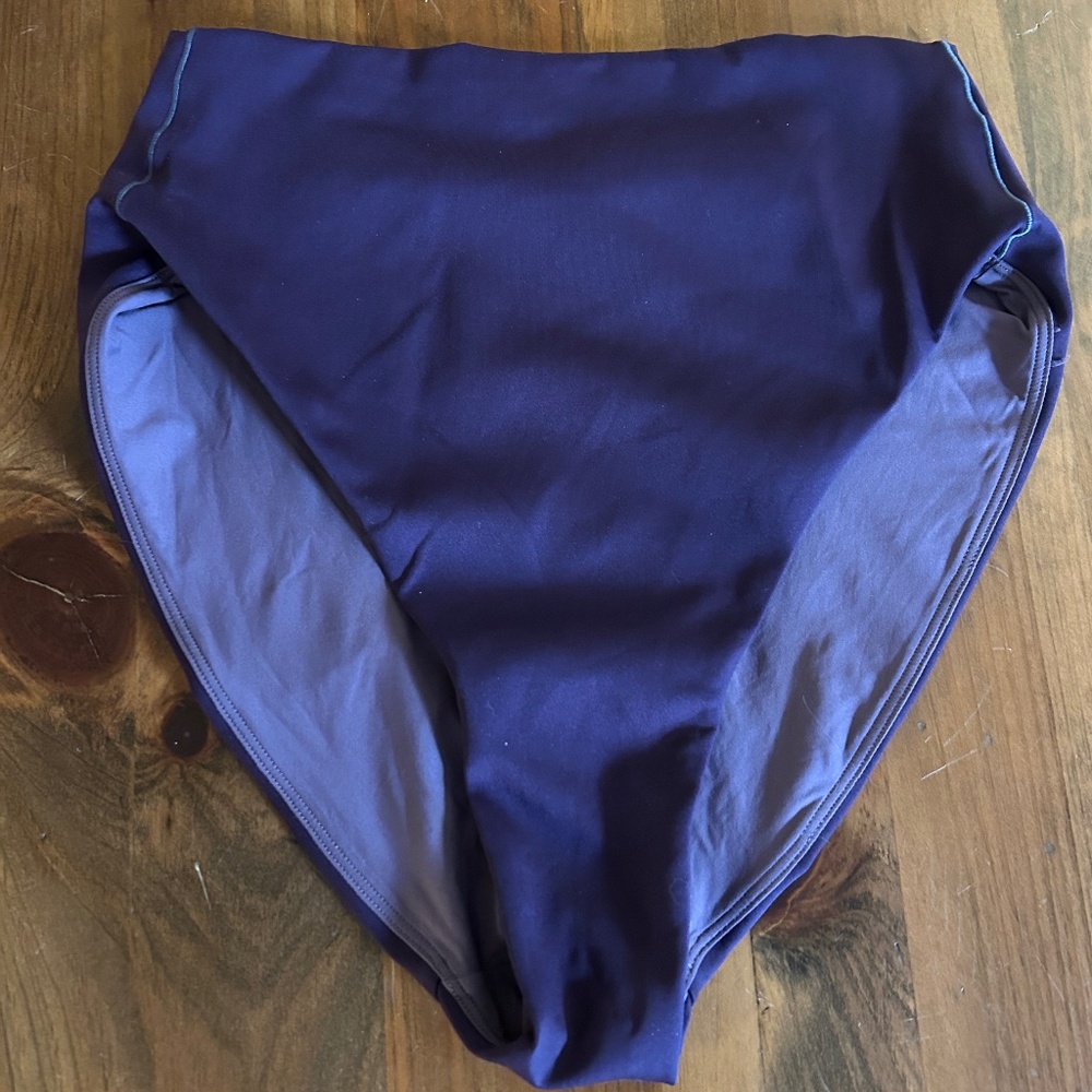 Left on Friday Hi Hi bottom